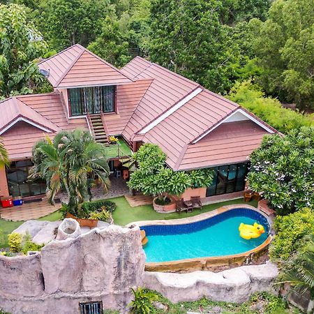 Huahin I-Din Poolvilla: Nature Retreat with Mountain Views Exterior photo