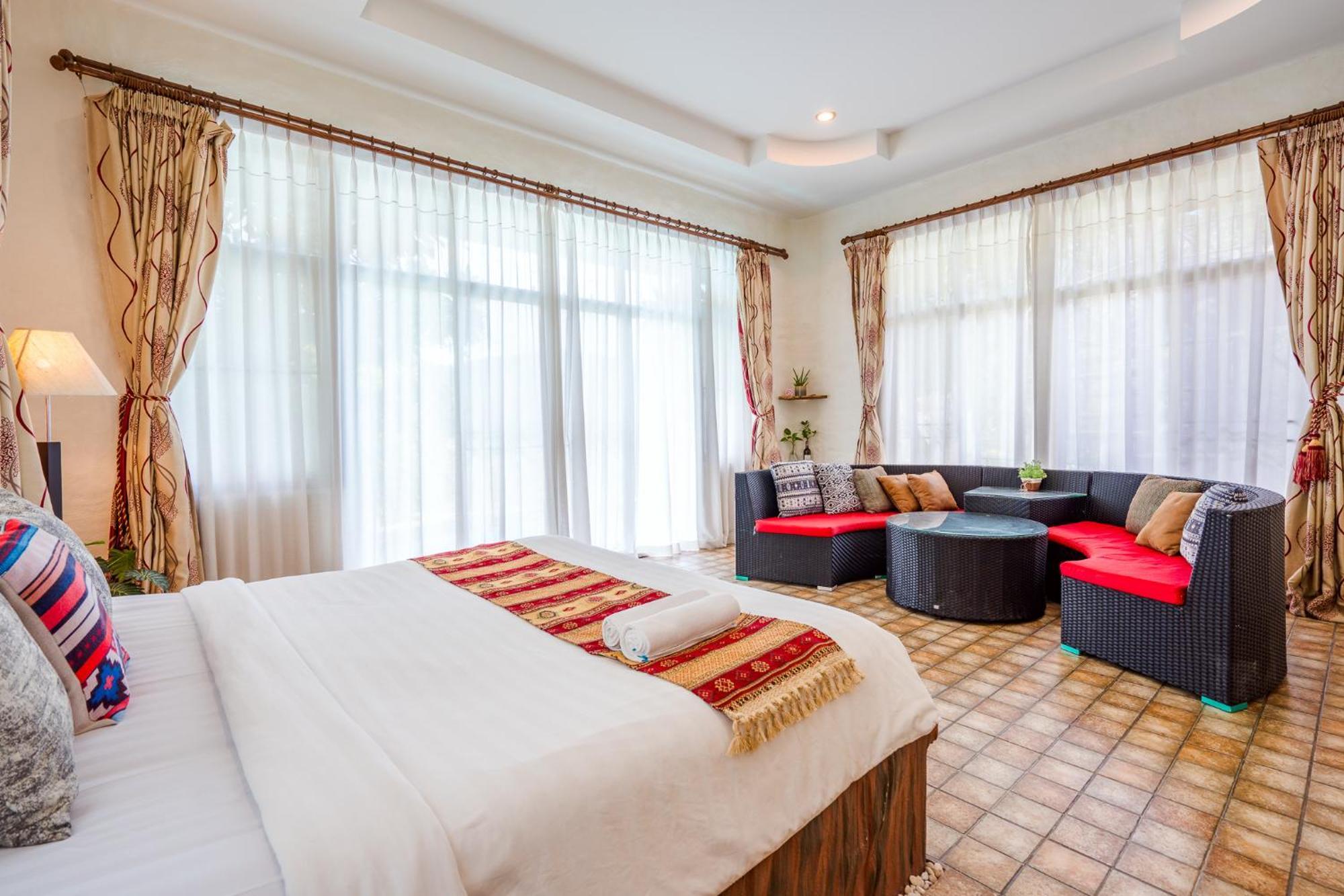 Huahin I-Din Poolvilla: Nature Retreat with Mountain Views Exterior photo