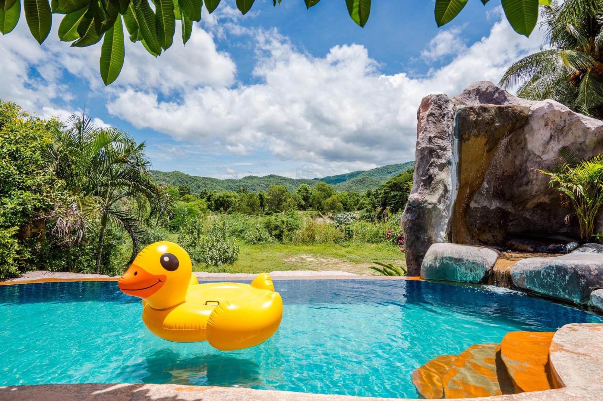 Huahin I-Din Poolvilla: Nature Retreat with Mountain Views Exterior photo